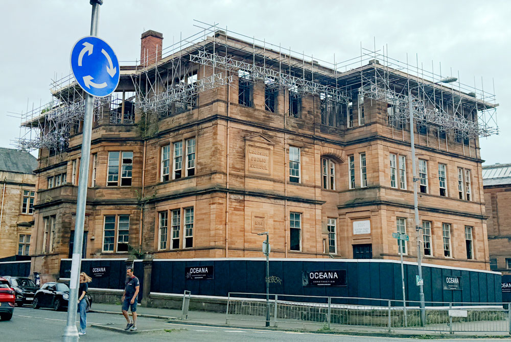 Glasgow cantilever scaffolding