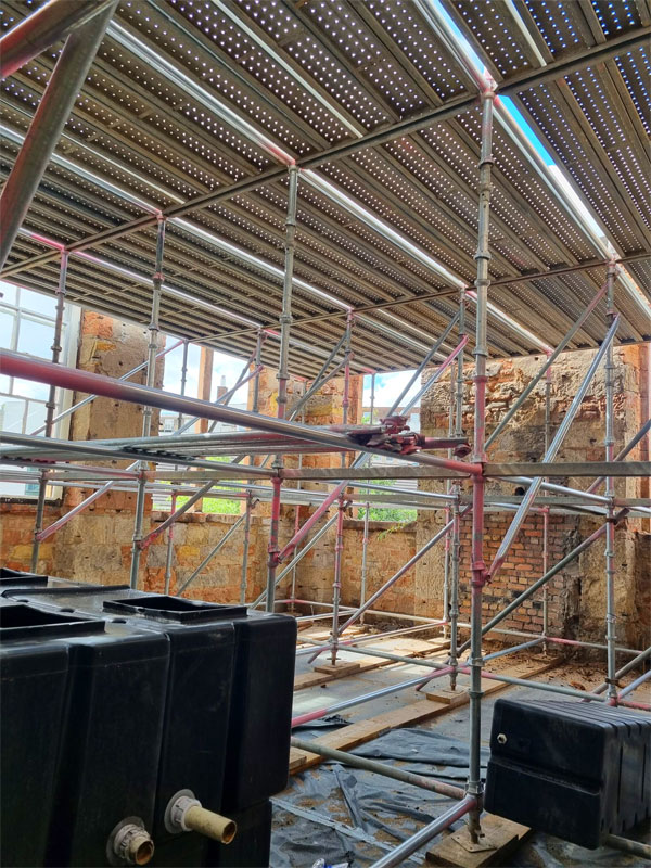 Glasgow cantilever scaffolding