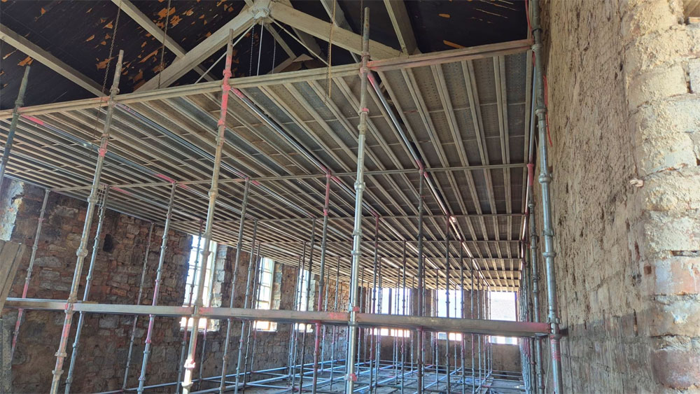 Glasgow cantilever scaffolding