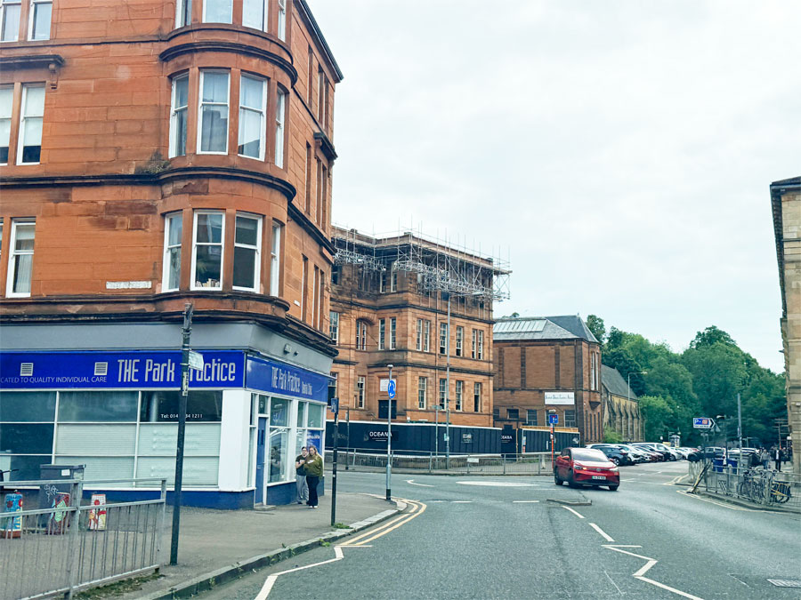 Glasgow cantilever scaffolding