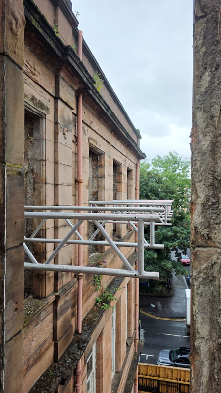 Glasgow cantilever scaffolding